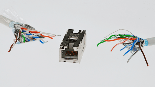 Slim vs. Regular CAT 6 Cables: Finding the  Perfect Fit for Your Small Business