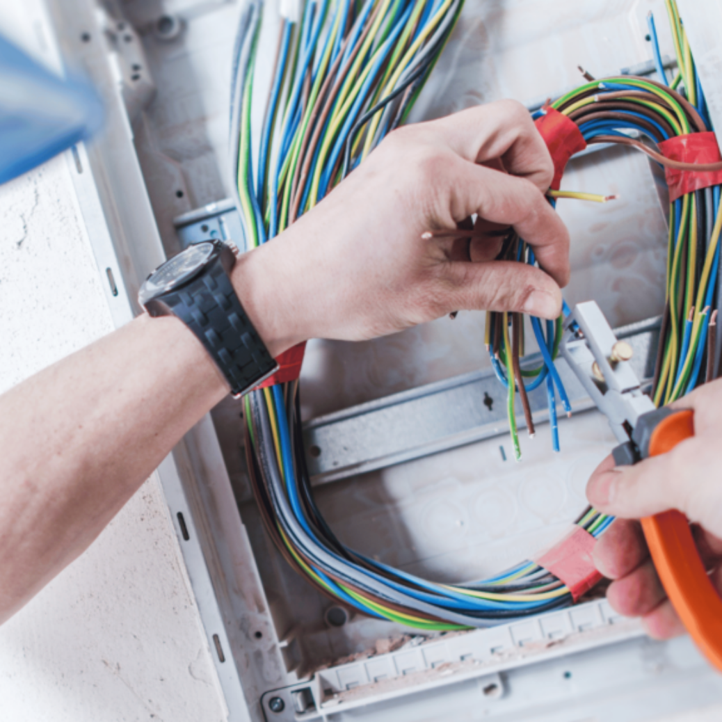 Low-Voltage Cable Installers
