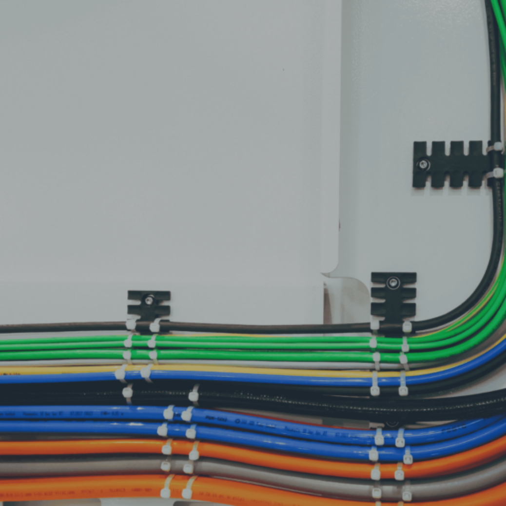 Structured cabling system for SMB telecom solutions