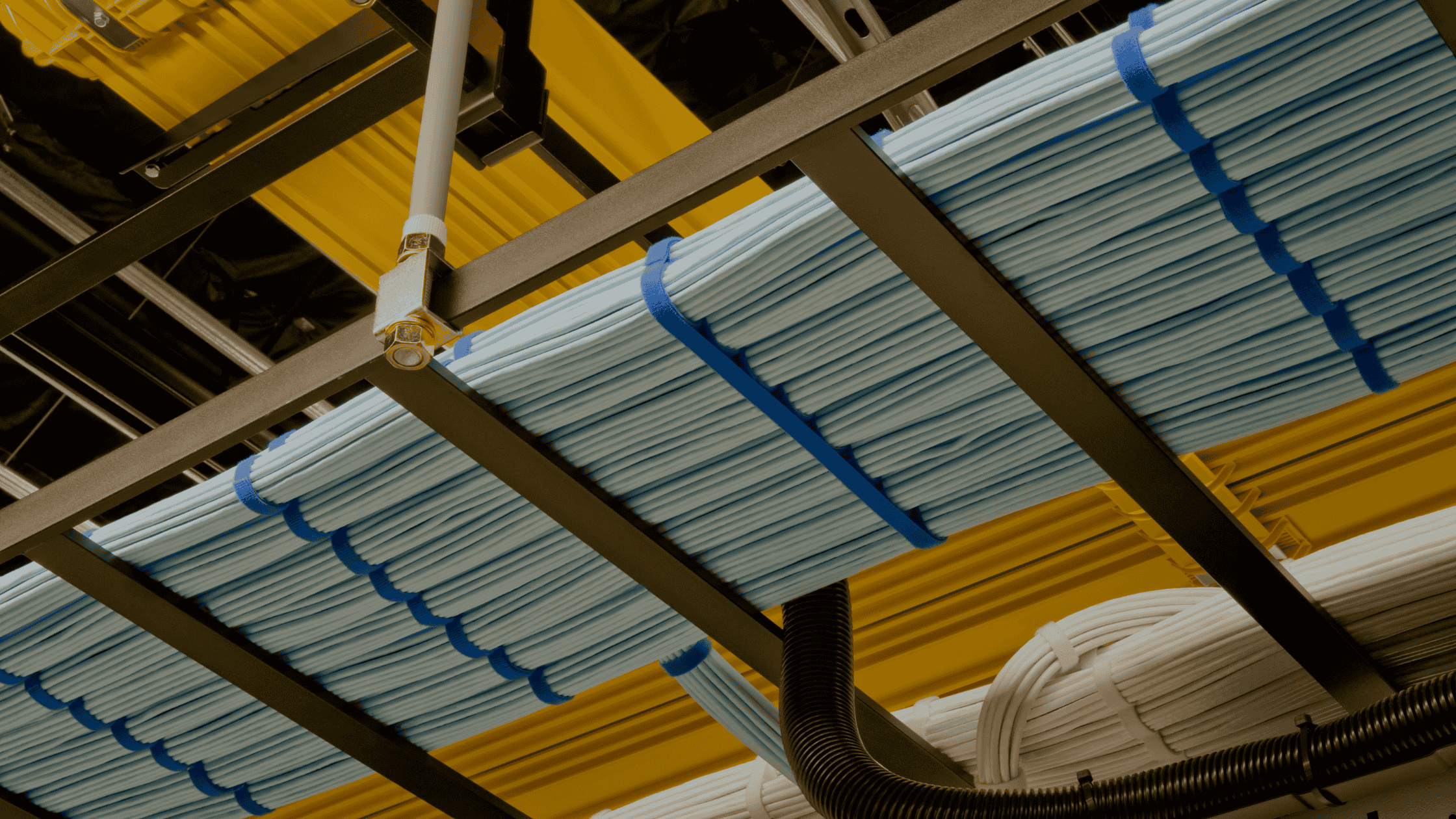Structured lan cabling system for network efficiency and optimization